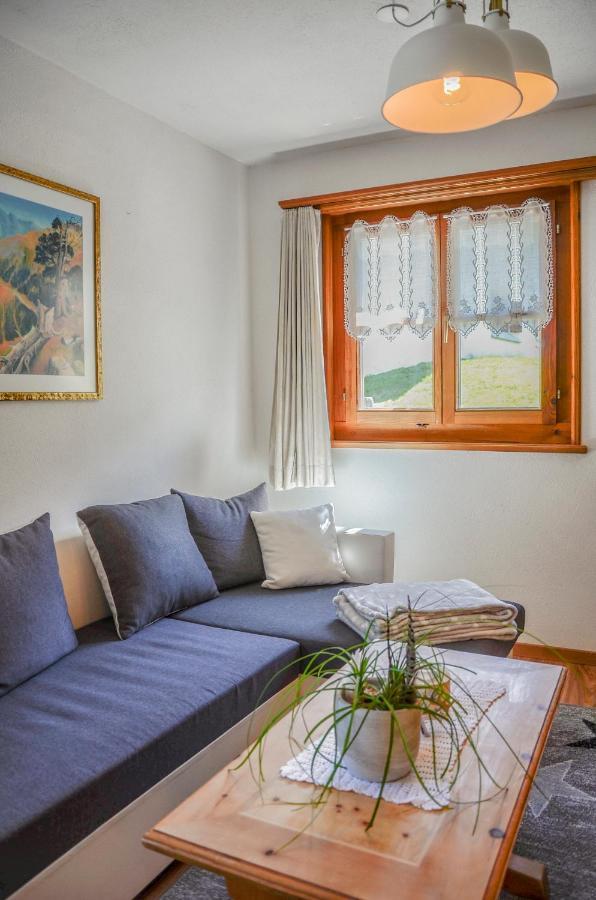 Chasa Curtins Apartman Valchava Kültér fotó